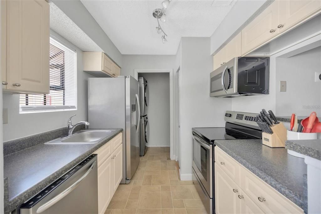 В аренду: $1,750 (1 спален, 1 ванн, 754 Квадратных фут)
