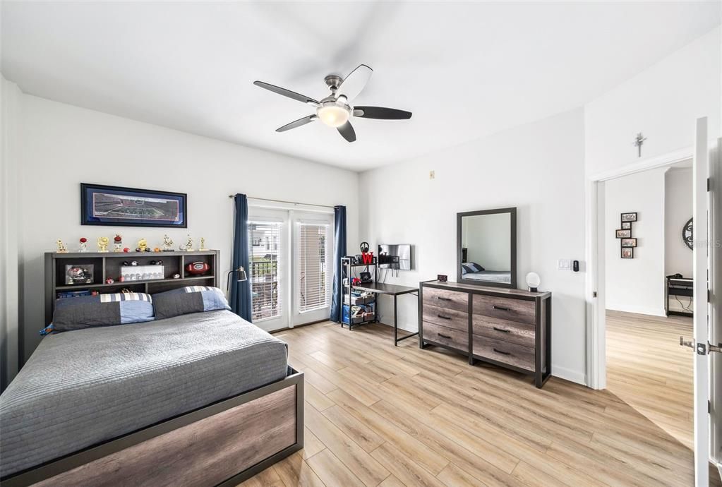 For Rent: $3,200 (2 beds, 2 baths, 1267 Square Feet)