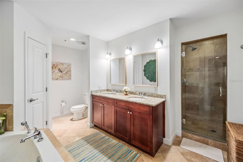 For Rent: $3,200 (2 beds, 2 baths, 1267 Square Feet)