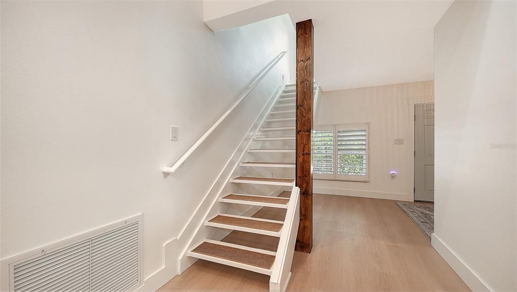 For Sale: $1,400,000 (4 beds, 4 baths, 4013 Square Feet)
