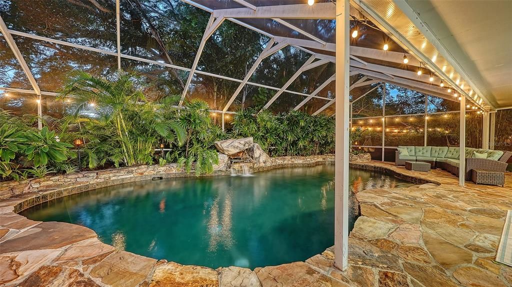 For Sale: $1,400,000 (4 beds, 4 baths, 4013 Square Feet)