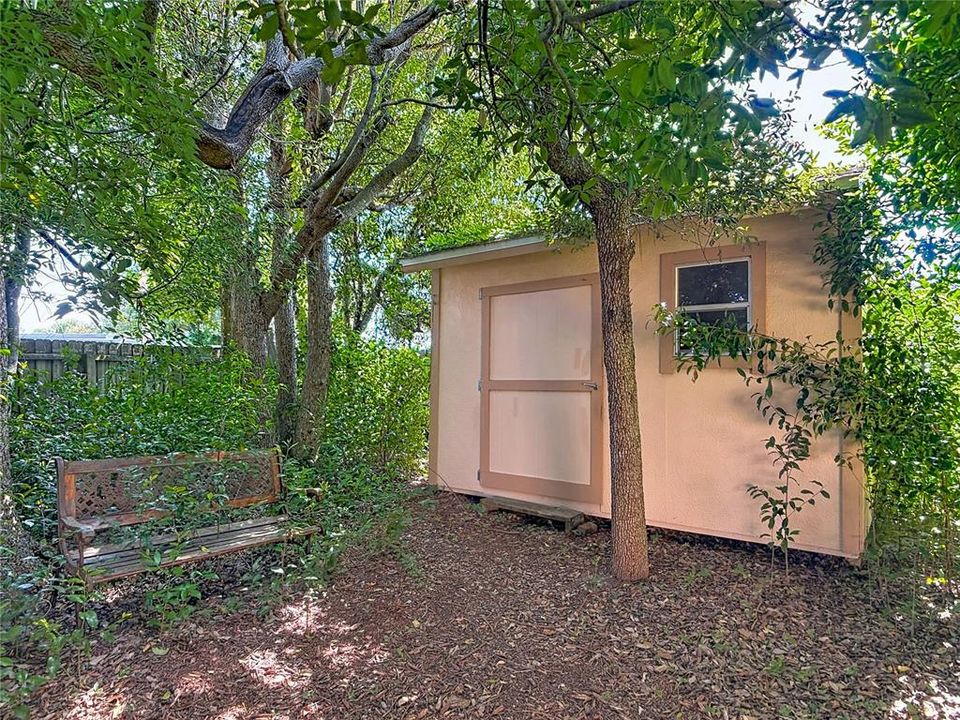 For Sale: $369,999 (3 beds, 2 baths, 1962 Square Feet)