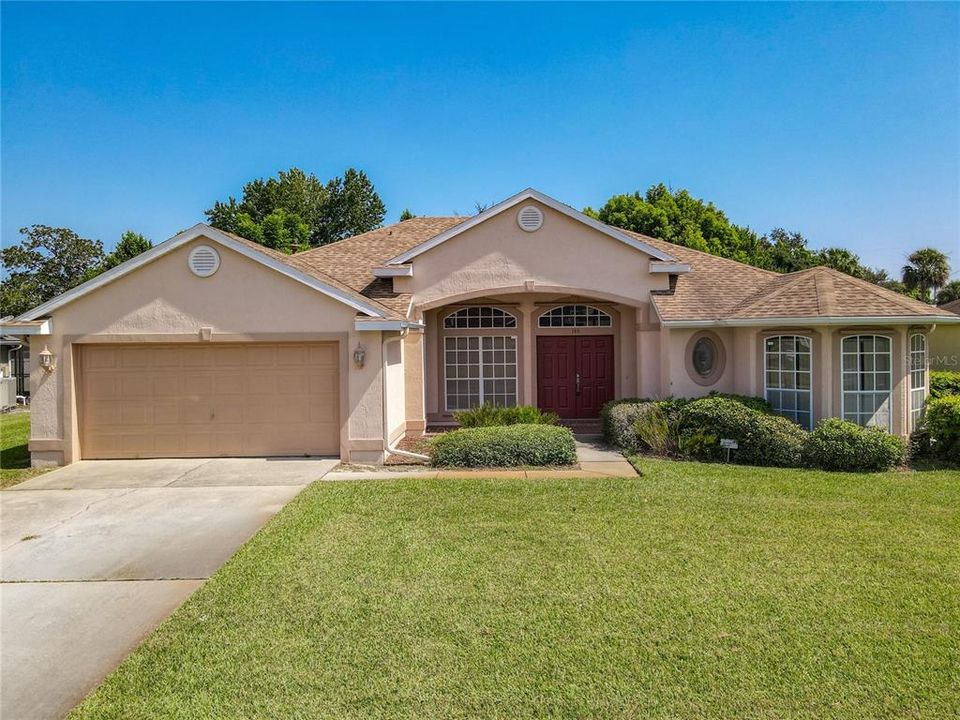 For Sale: $369,999 (3 beds, 2 baths, 1962 Square Feet)