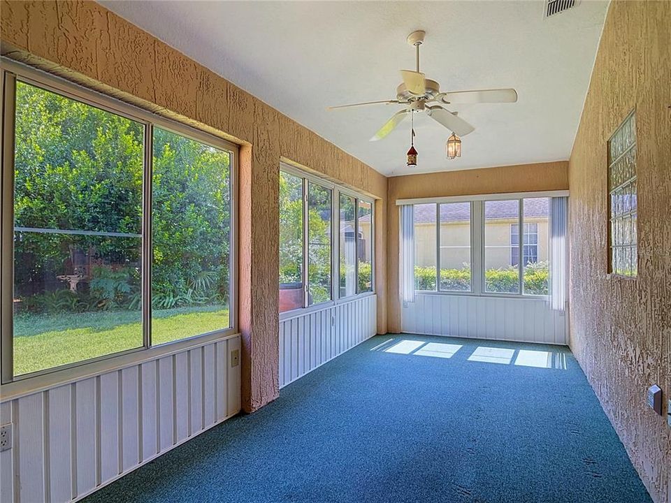 For Sale: $369,999 (3 beds, 2 baths, 1962 Square Feet)