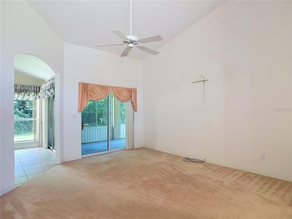 For Sale: $369,999 (3 beds, 2 baths, 1962 Square Feet)