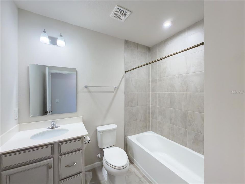 For Sale: $259,900 (3 beds, 2 baths, 1496 Square Feet)