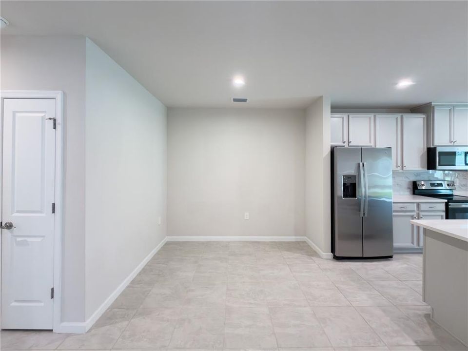For Sale: $259,900 (3 beds, 2 baths, 1496 Square Feet)