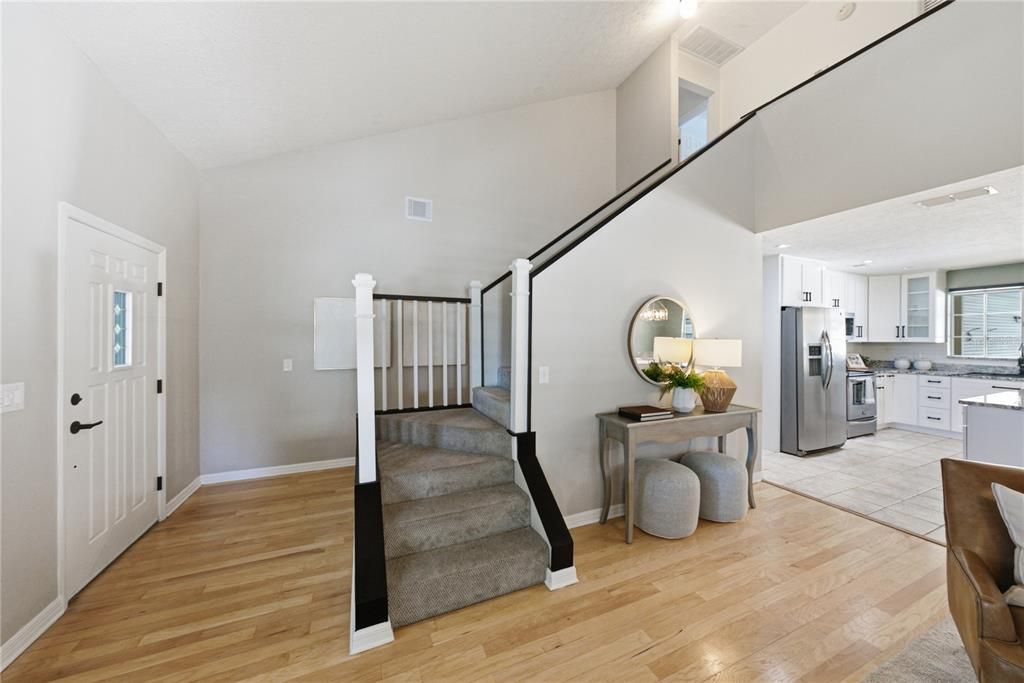 En Venta: $795,000 (5 camas, 3 baños, 4025 Pies cuadrados)