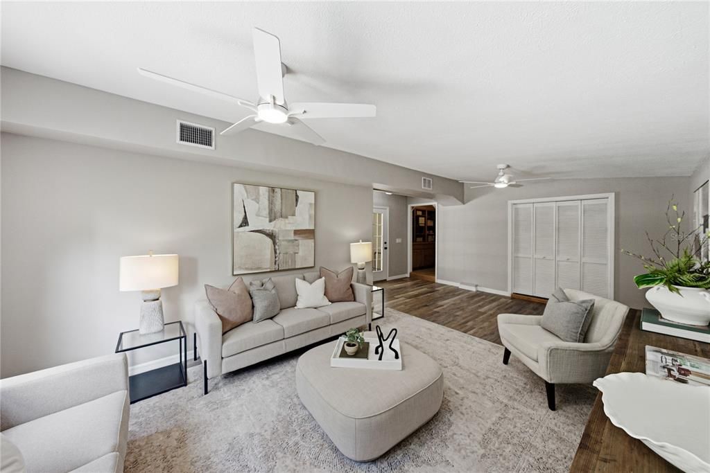 En Venta: $795,000 (5 camas, 3 baños, 4025 Pies cuadrados)