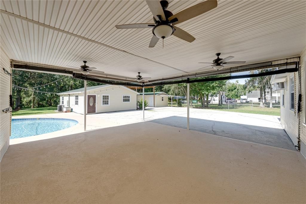 En Venta: $795,000 (5 camas, 3 baños, 4025 Pies cuadrados)