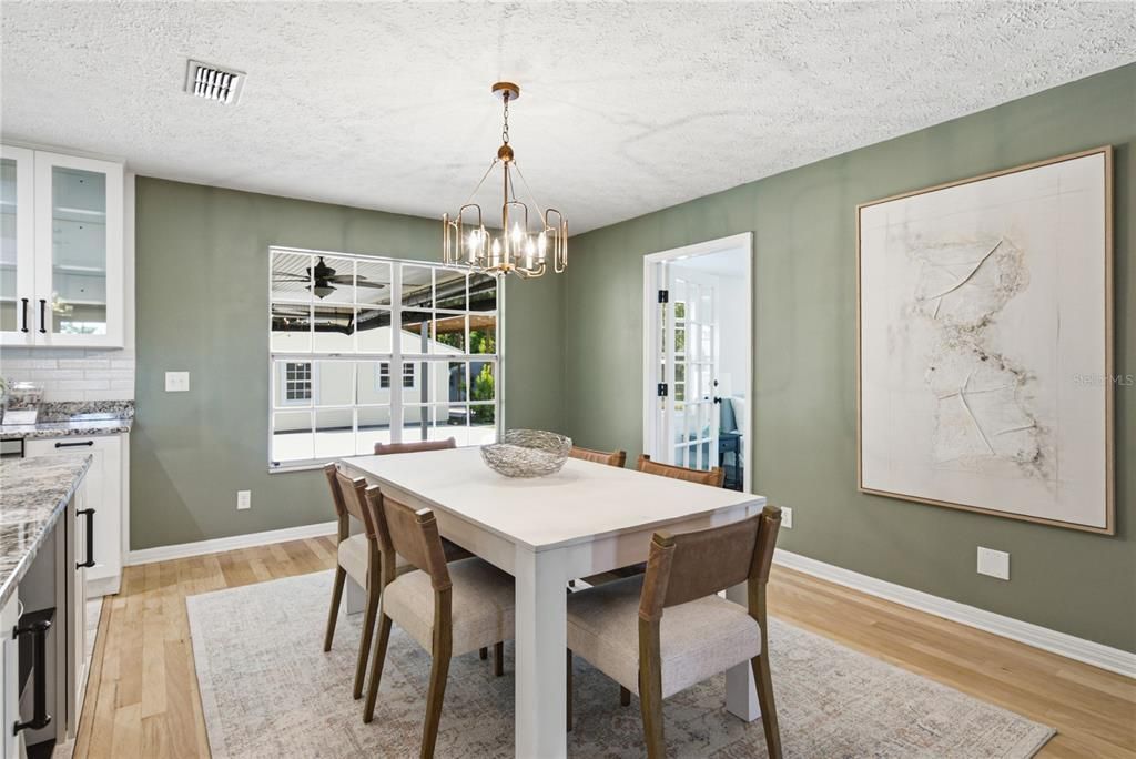 En Venta: $795,000 (5 camas, 3 baños, 4025 Pies cuadrados)