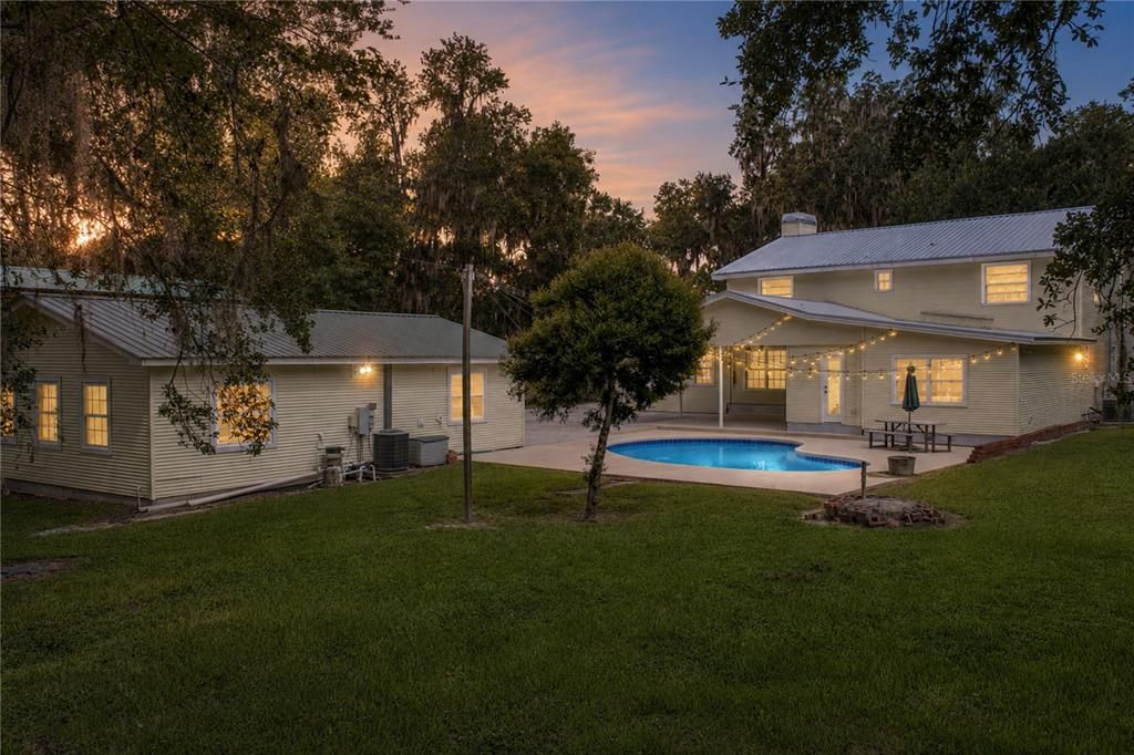 En Venta: $795,000 (5 camas, 3 baños, 4025 Pies cuadrados)
