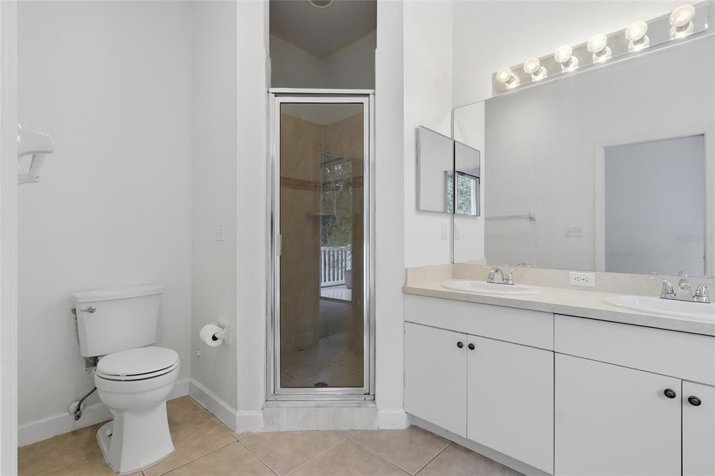 For Sale: $335,000 (3 beds, 2 baths, 1671 Square Feet)