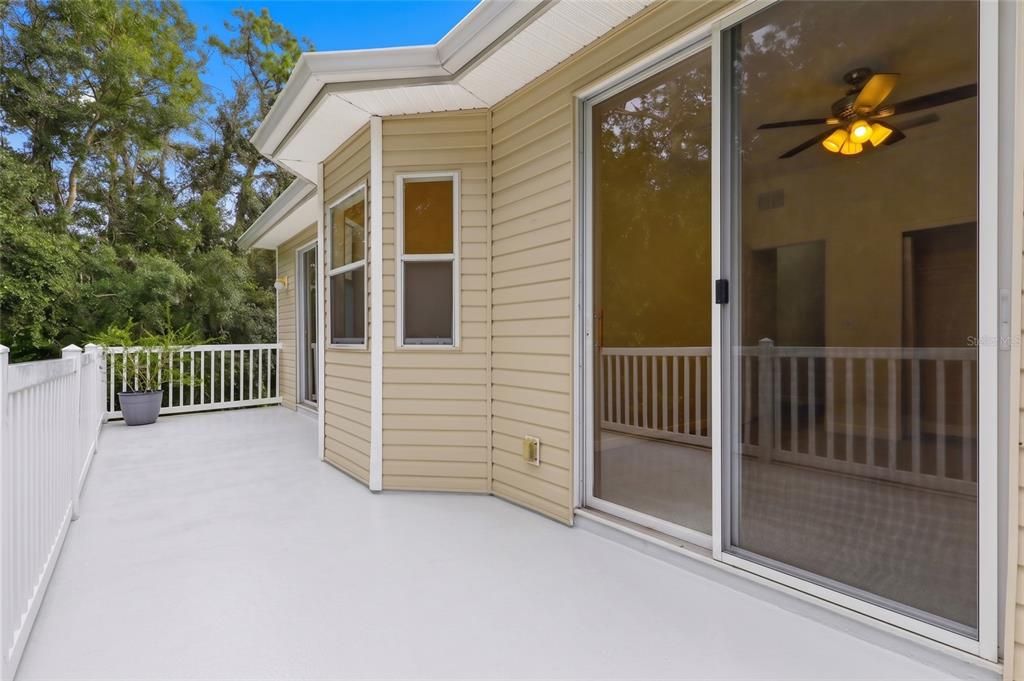 For Sale: $335,000 (3 beds, 2 baths, 1671 Square Feet)