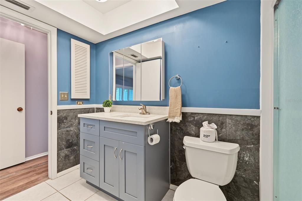 На продажу: $159,900 (1 спален, 1 ванн, 814 Квадратных фут)