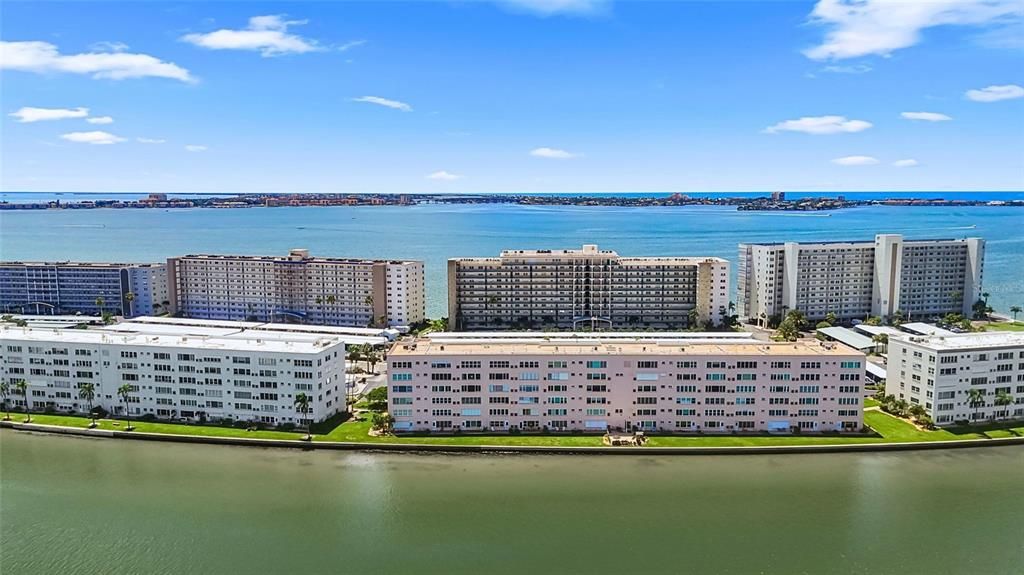 В аренду: $2,100 (1 спален, 1 ванн, 1060 Квадратных фут)