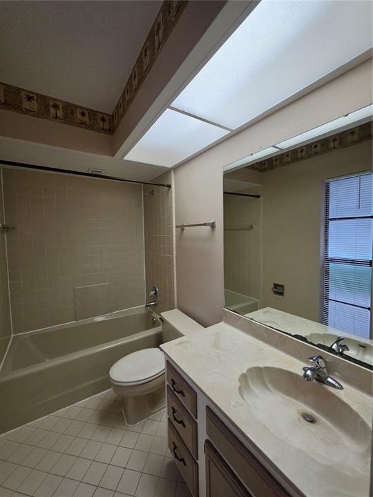 En Renta: $2,200 (3 camas, 2 baños, 1834 Pies cuadrados)