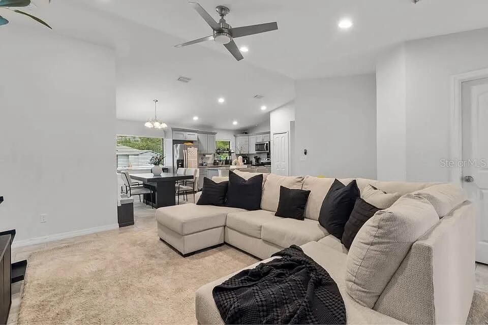 For Sale: $299,900 (3 beds, 2 baths, 1397 Square Feet)