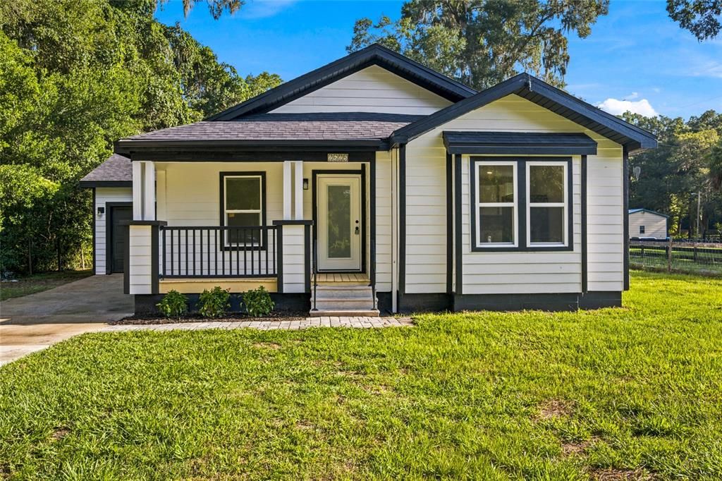 En Venta: $249,900 (3 camas, 2 baños, 1572 Pies cuadrados)