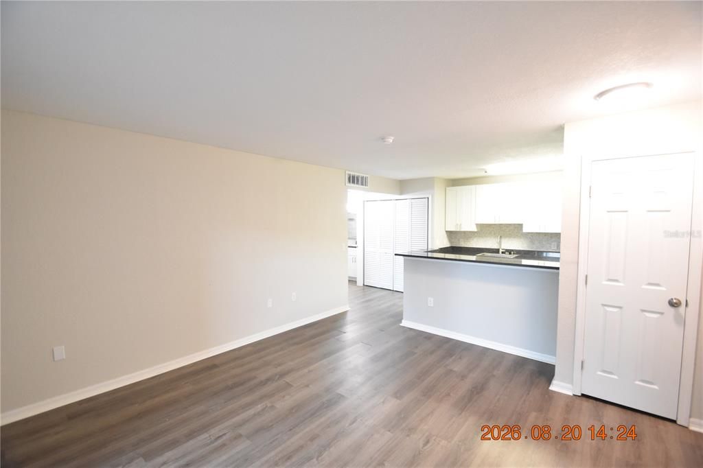 В аренду: $1,395 (1 спален, 1 ванн, 700 Квадратных фут)