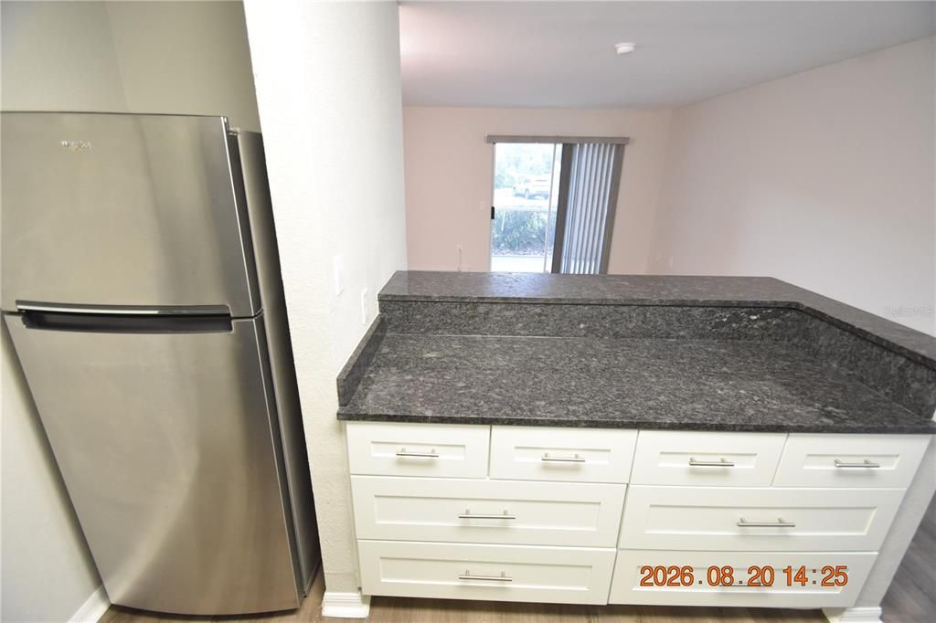 В аренду: $1,395 (1 спален, 1 ванн, 700 Квадратных фут)