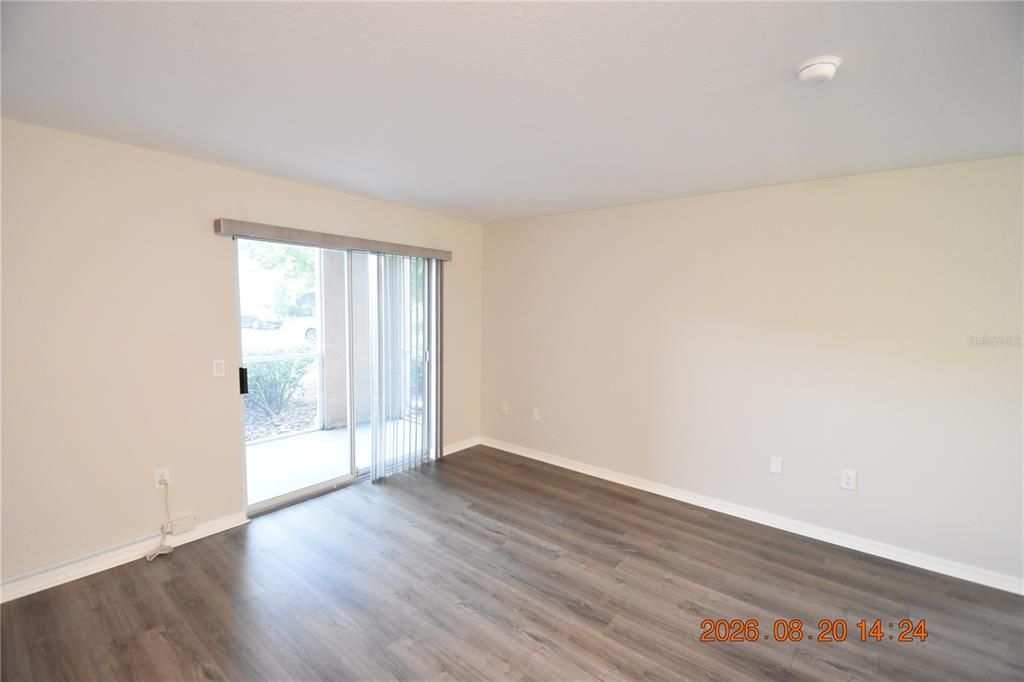 В аренду: $1,395 (1 спален, 1 ванн, 700 Квадратных фут)