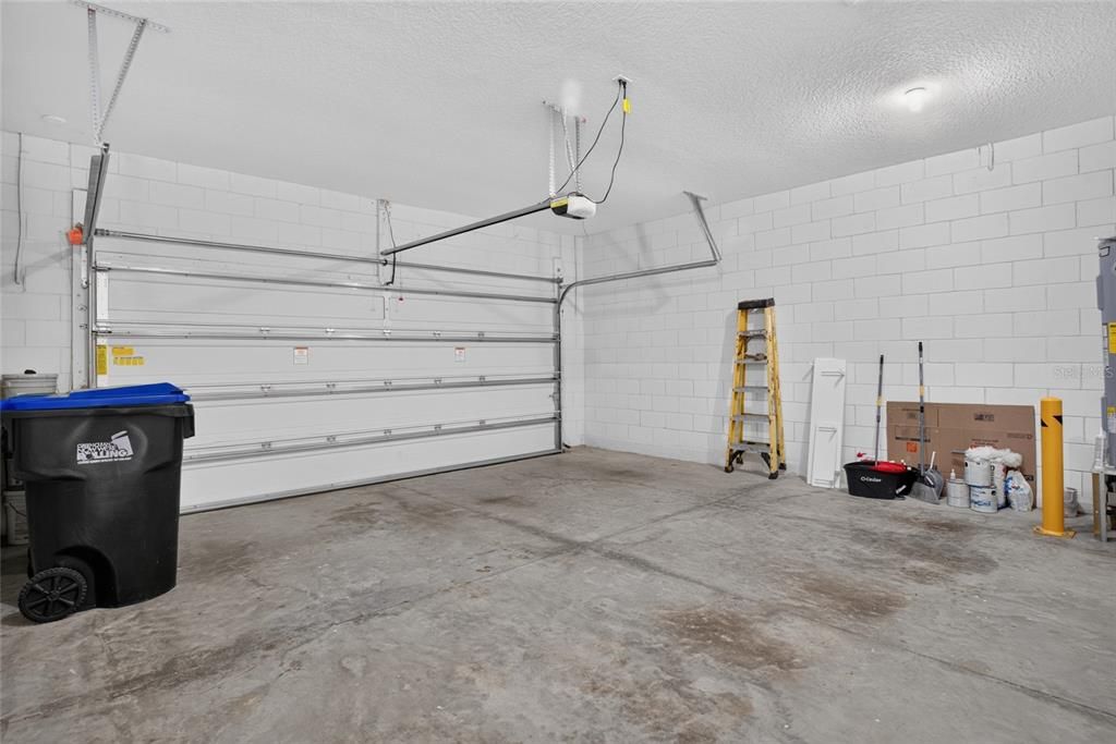 Active With Contract: $2,795 (4 beds, 3 baths, 2034 Square Feet)