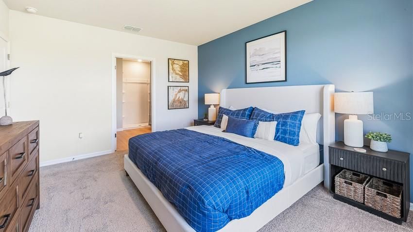 На продажу: $395,990 (4 спален, 2 ванн, 1828 Квадратных фут)