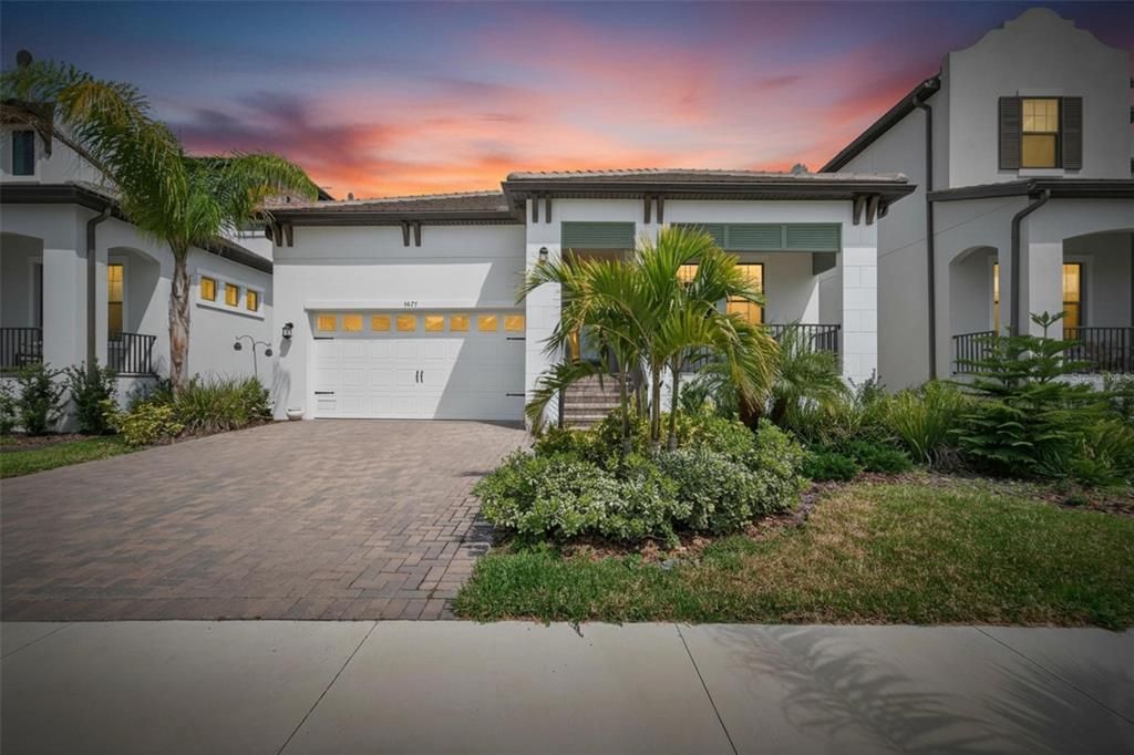 For Rent: $3,500 (3 beds, 2 baths, 1985 Square Feet)