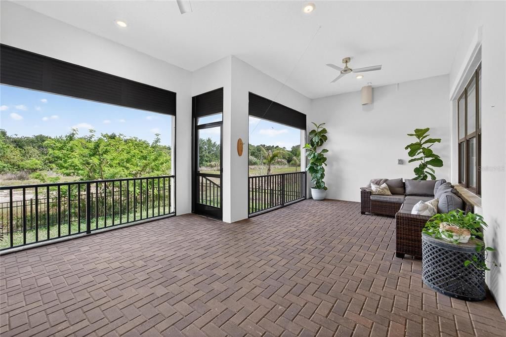 For Rent: $3,500 (3 beds, 2 baths, 1985 Square Feet)