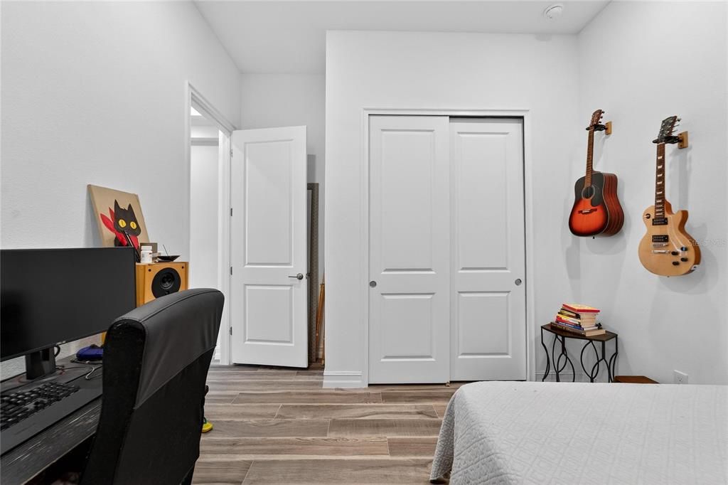 For Rent: $3,500 (3 beds, 2 baths, 1985 Square Feet)