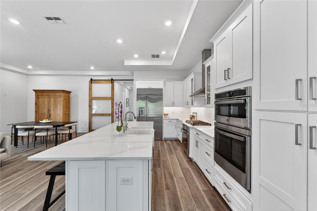 For Rent: $3,500 (3 beds, 2 baths, 1985 Square Feet)