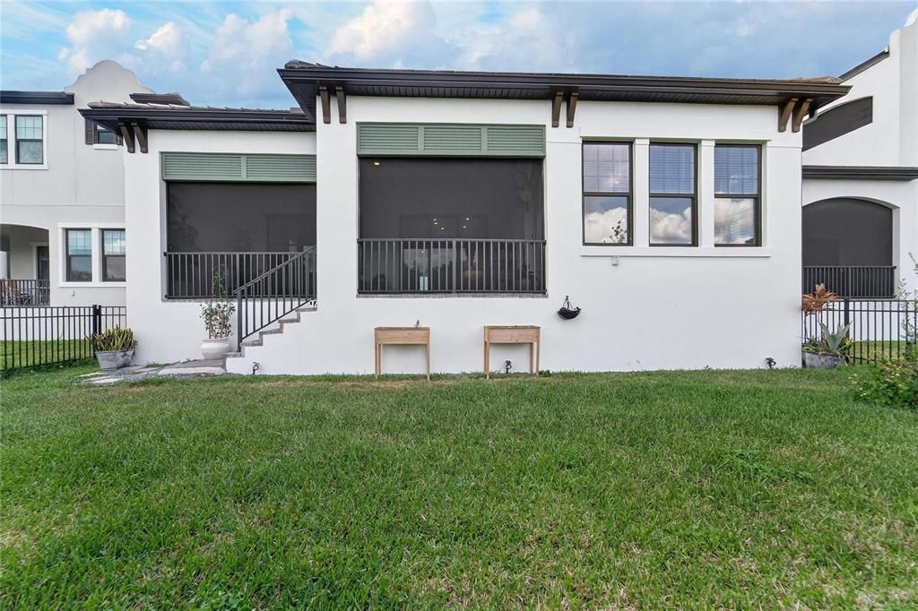 For Rent: $3,500 (3 beds, 2 baths, 1985 Square Feet)