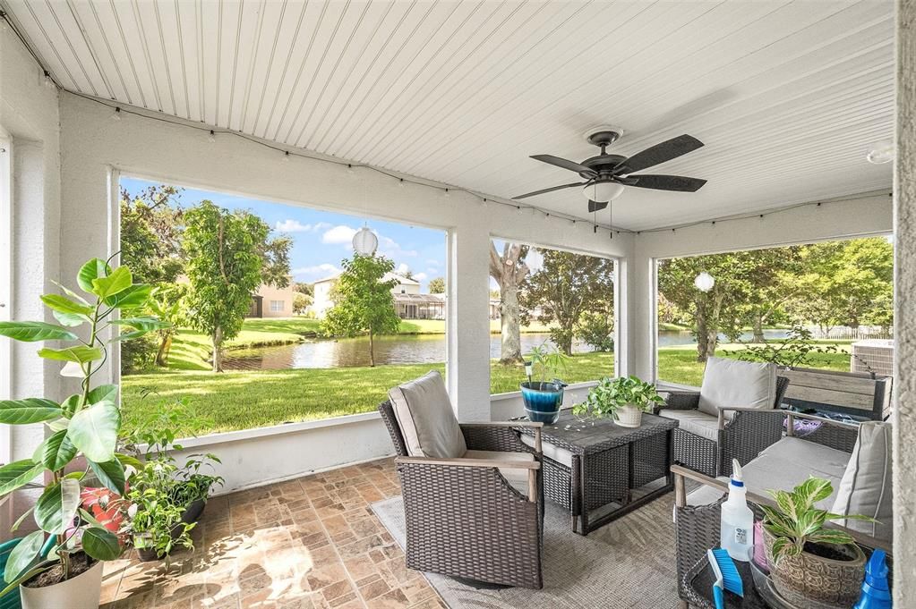 En Venta: $449,900 (4 camas, 2 baños, 1754 Pies cuadrados)