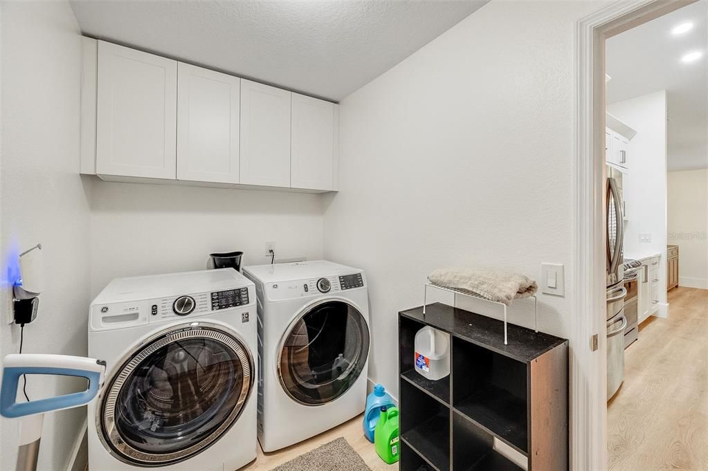 En Venta: $449,900 (4 camas, 2 baños, 1754 Pies cuadrados)