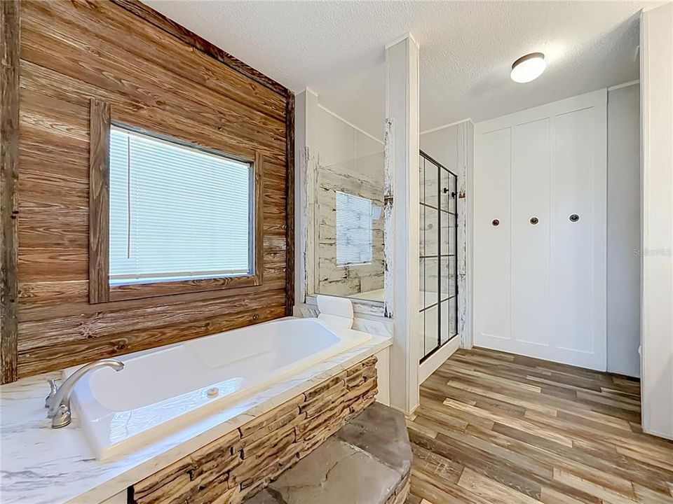 En Venta: $229,999 (3 camas, 2 baños, 1456 Pies cuadrados)