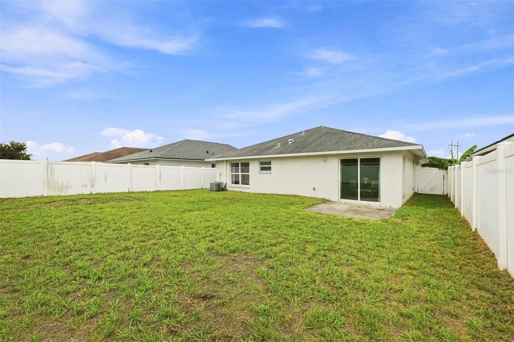 For Sale: $270,000 (3 beds, 2 baths, 1151 Square Feet)