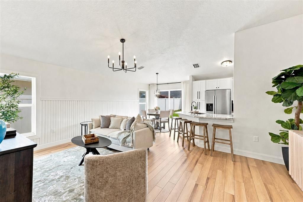 For Sale: $270,000 (3 beds, 2 baths, 1151 Square Feet)