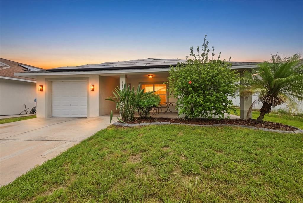 For Sale: $270,000 (3 beds, 2 baths, 1151 Square Feet)
