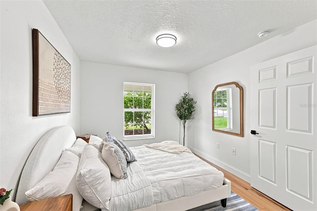 For Sale: $270,000 (3 beds, 2 baths, 1151 Square Feet)