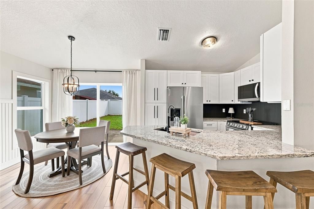 For Sale: $270,000 (3 beds, 2 baths, 1151 Square Feet)