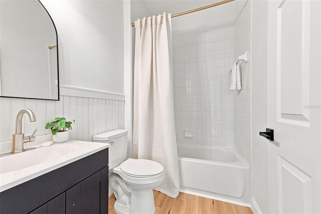 For Sale: $270,000 (3 beds, 2 baths, 1151 Square Feet)