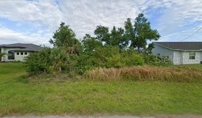 На продажу: $28,500 (0.23 acres)