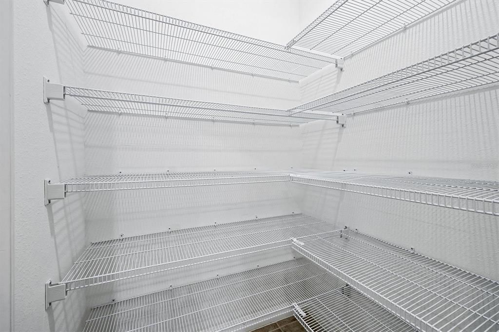 En Venta: $515,000 (4 camas, 3 baños, 2200 Pies cuadrados)