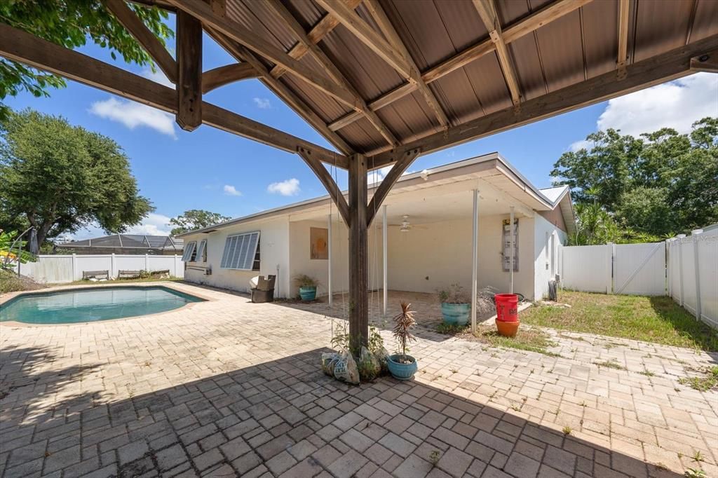 En Venta: $499,000 (3 camas, 2 baños, 1731 Pies cuadrados)