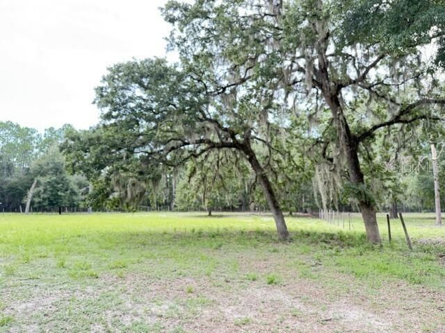 待售: $350,000 (19.49 acres)