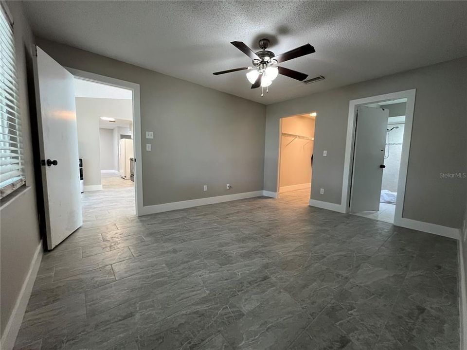 For Rent: $2,195 (3 beds, 2 baths, 1477 Square Feet)