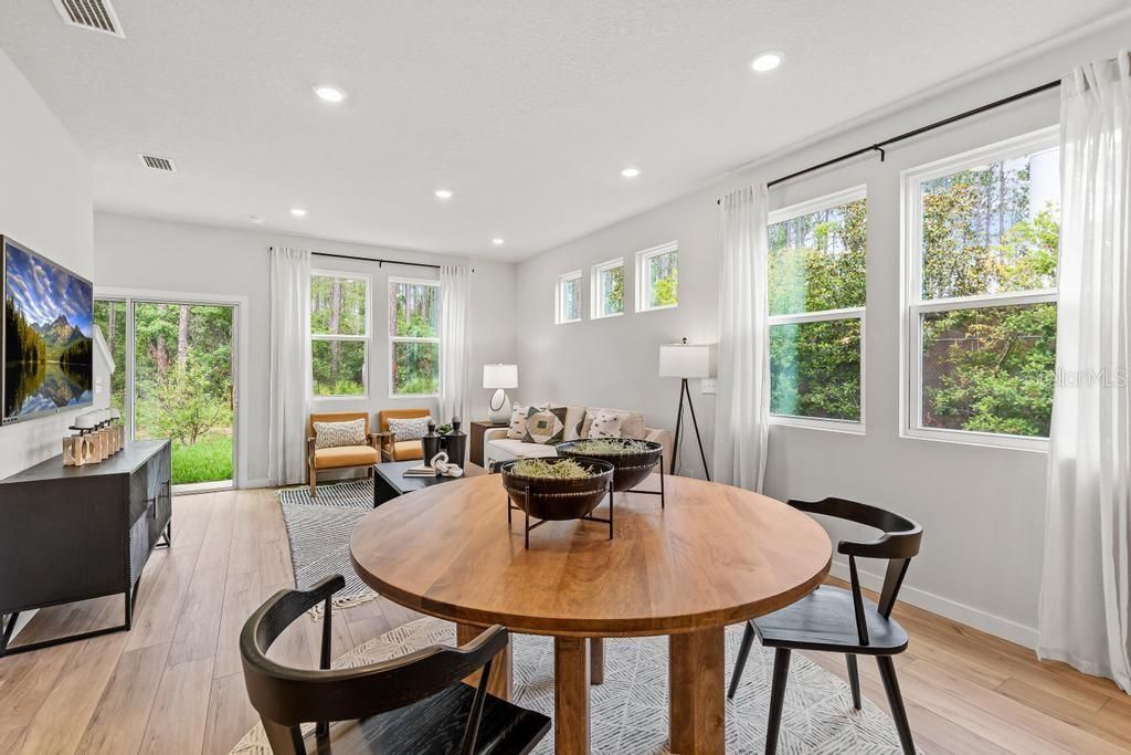 For Sale: $249,990 (3 beds, 2 baths, 1429 Square Feet)