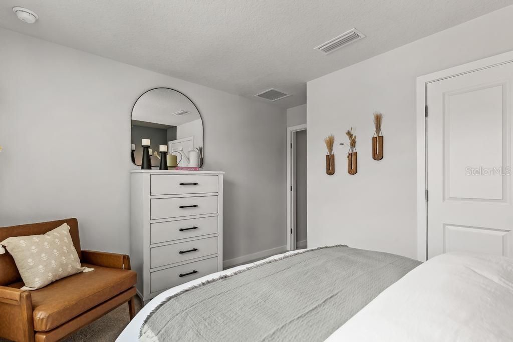 For Sale: $249,990 (3 beds, 2 baths, 1429 Square Feet)