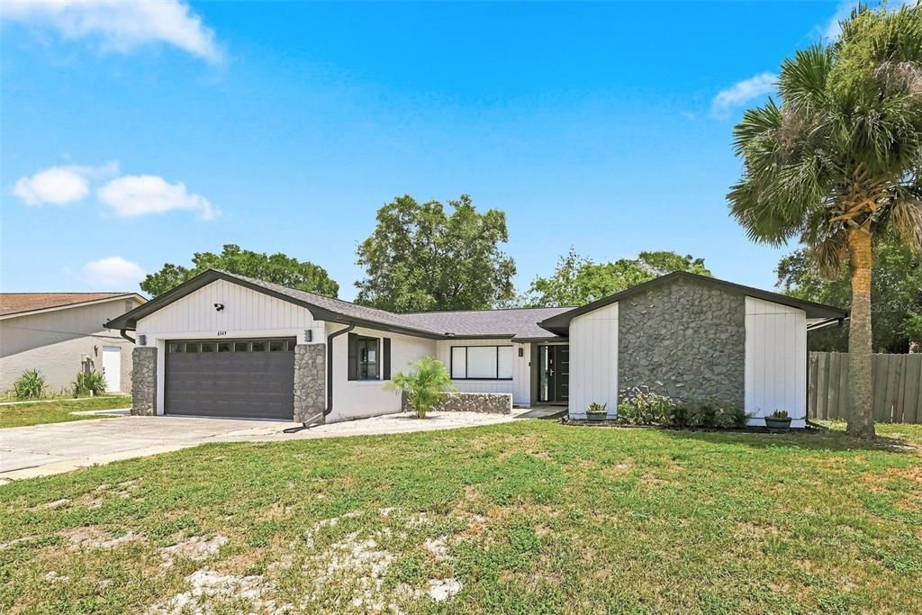 For Sale: $622,000 (4 beds, 2 baths, 1925 Square Feet)